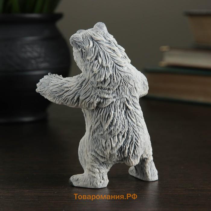 Фигурка «Медведь в ярости», 11 см