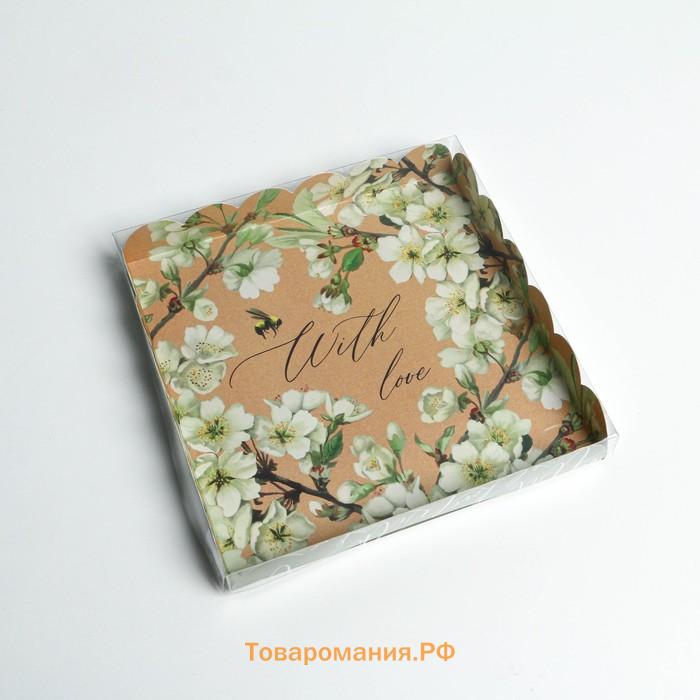 Коробка для печенья, кондитерская упаковка с пластиковой крышкой, «Пчёлка», 21 х 21 х 3 см