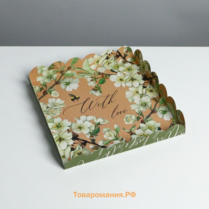 Коробка для печенья, кондитерская упаковка с пластиковой крышкой, «Пчёлка», 21 х 21 х 3 см